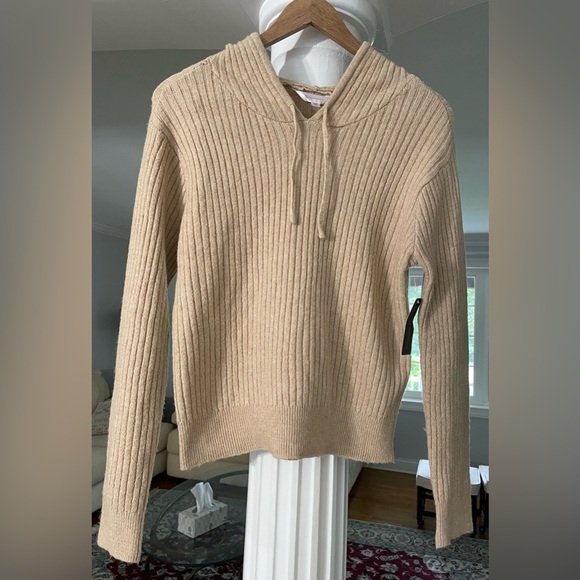 No Boundaries Sweaters - No Boundaries Juniors hoodie and joggers rebbed sweater . Size L(11-13) beige